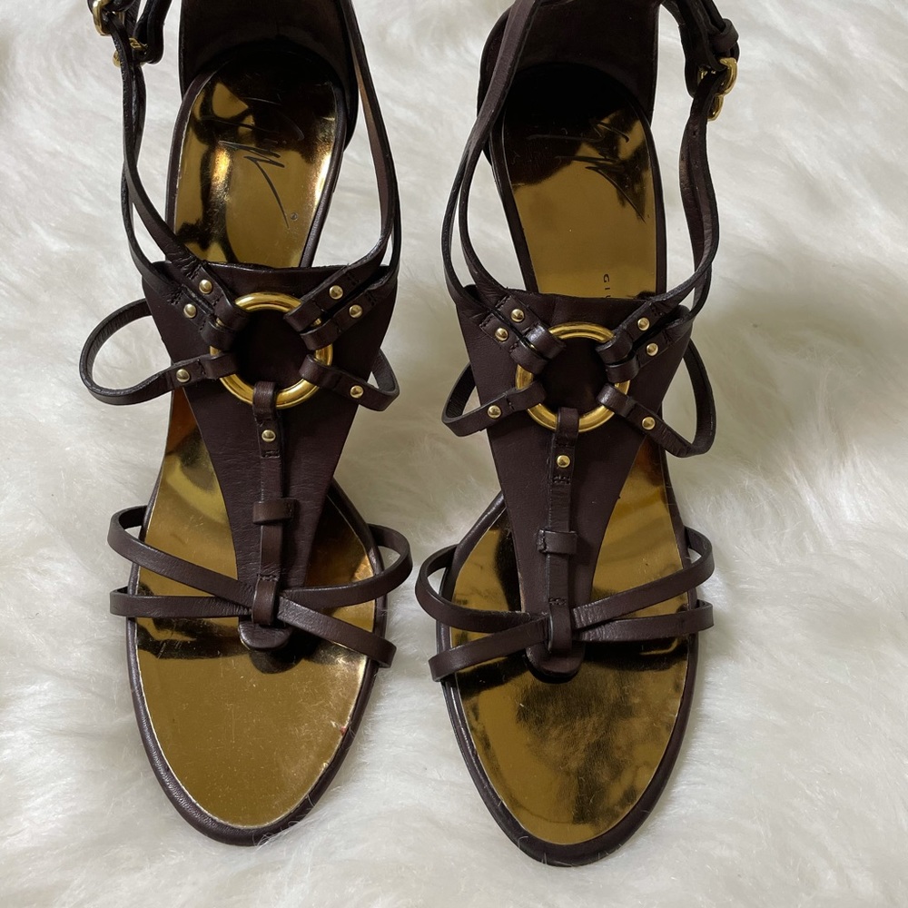 Brown strappy Giuseppe sandals size 36